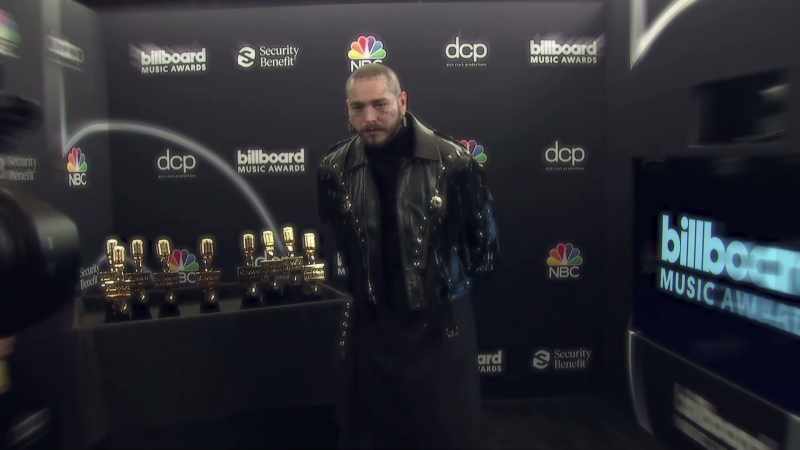 The album debuted at number one on the