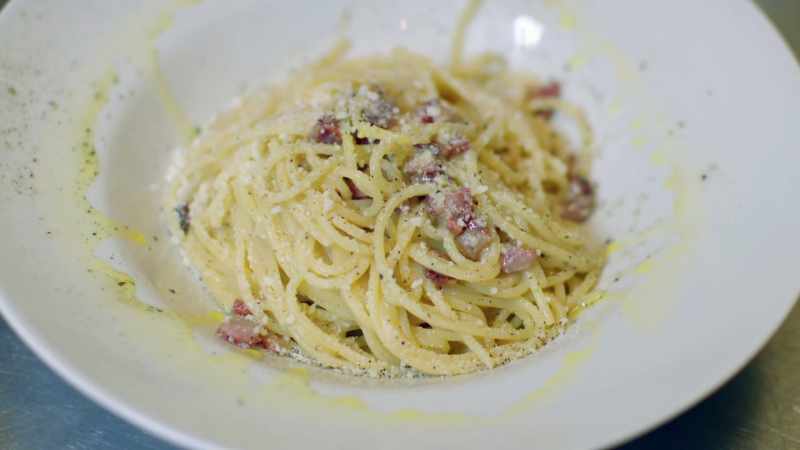 The ancient Gricia, which has added pork