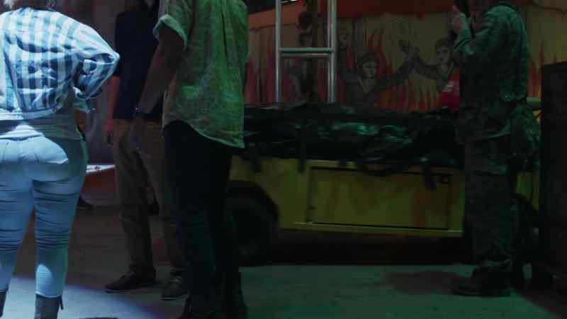 The cart's going to the tent. Let's go