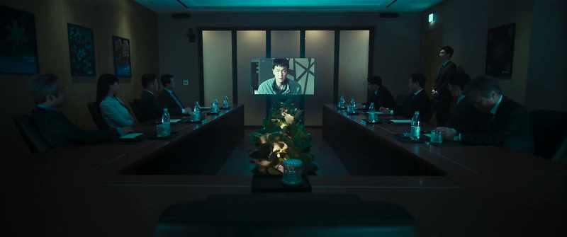 The chairman must apologize in person