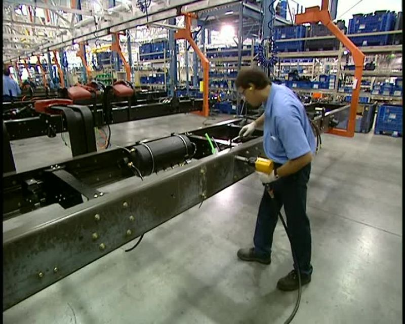THE CHASSIS IS MADE AS A HUGE MECCANO SET