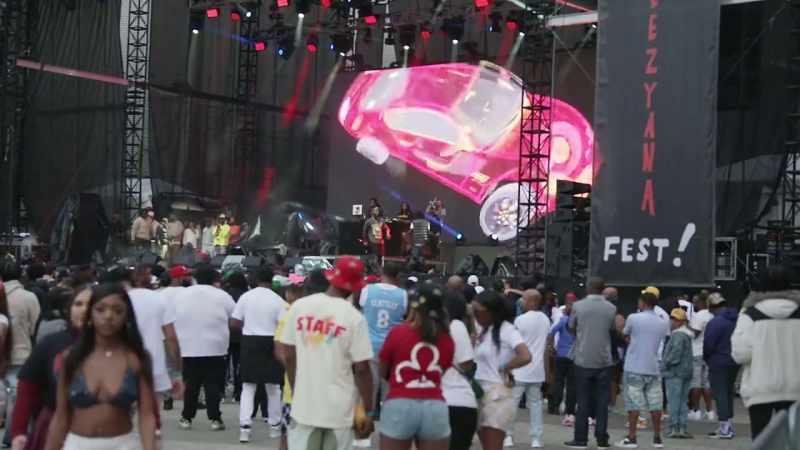 The concert event features multiple acts