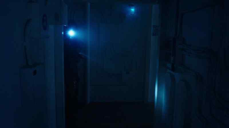 The crew of this ship is supposed to be dead