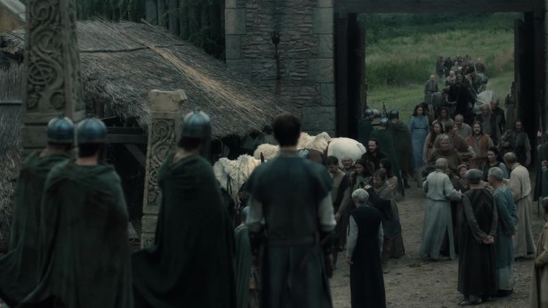 The crowds are growing. -Yes, Commander