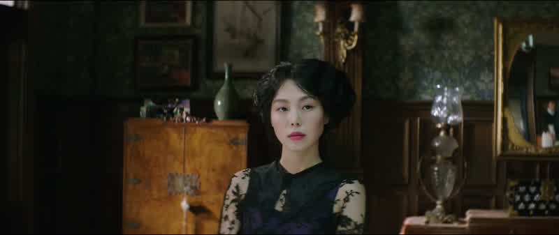The daughter of a legendary thief, who sewed winter coats out of stolen purses