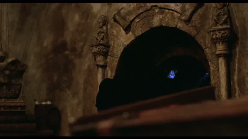 The door, quick!