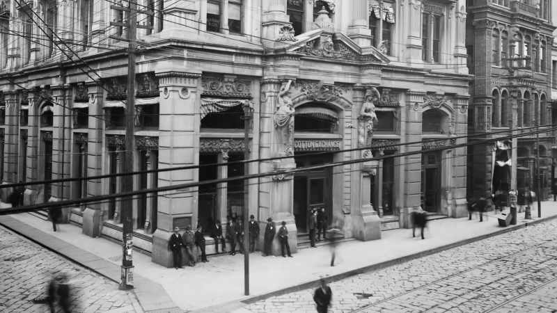 The elite in the South became extremely wealthy