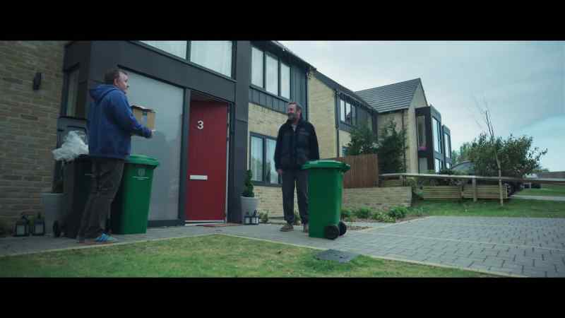 The flashing lights, swapping the bins