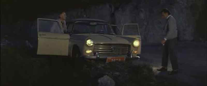 The front axle's gone, all right. - Good Lord
