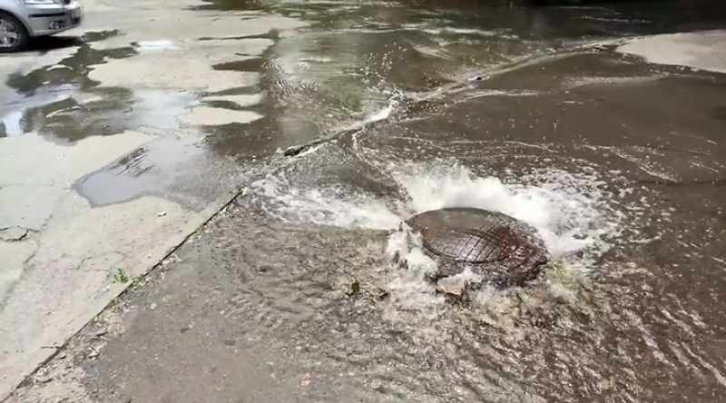 The gate is actually just to control the amount of flow