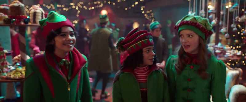 The greatest Christmas party ever! - [chuckles]