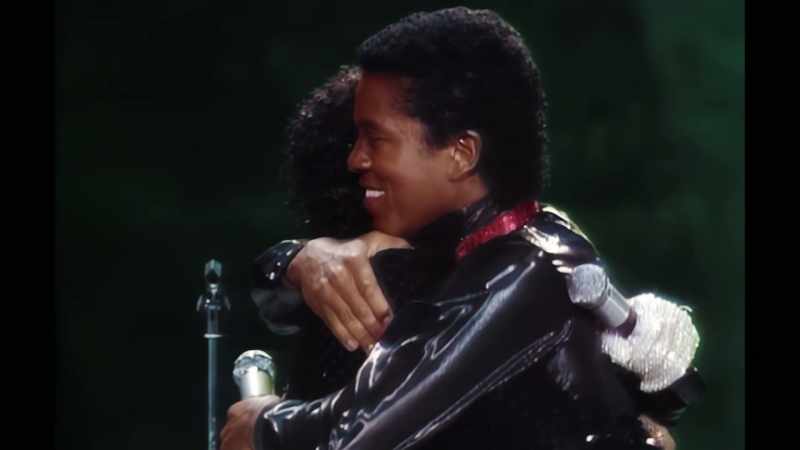 The Jacksons leave
