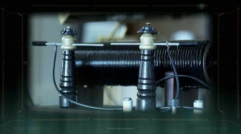 The key is a ratchet and Paul system