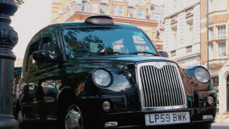 The london taxi doesn't look