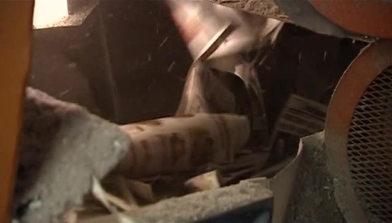 THE MACHINE'S POWERFUL MAGNET