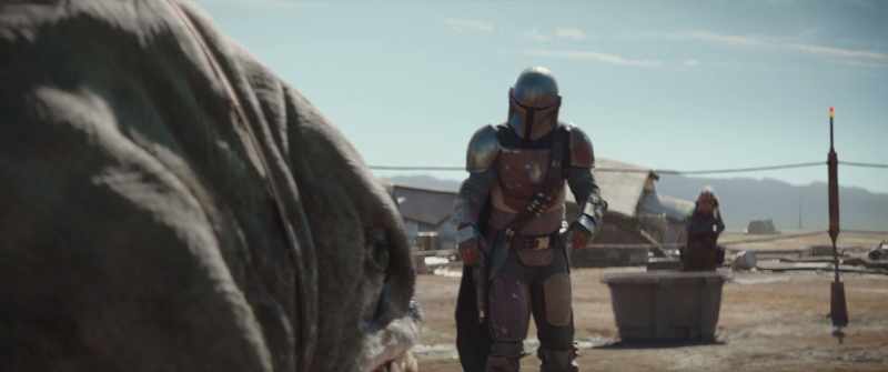 THE MANDALORIAN: Easy. Easy