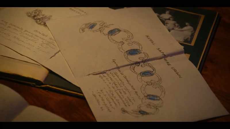 The midnight brooch, that was on Lauren's wetsuit