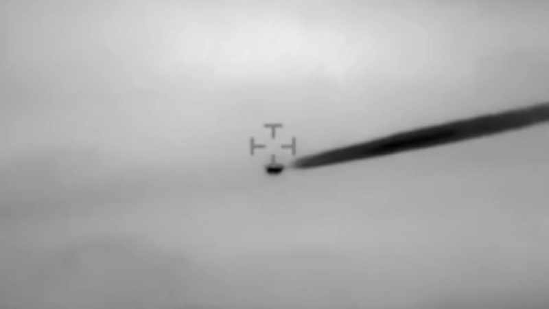 THE MILITARY CHOPPER'S INFRARED IMAGE