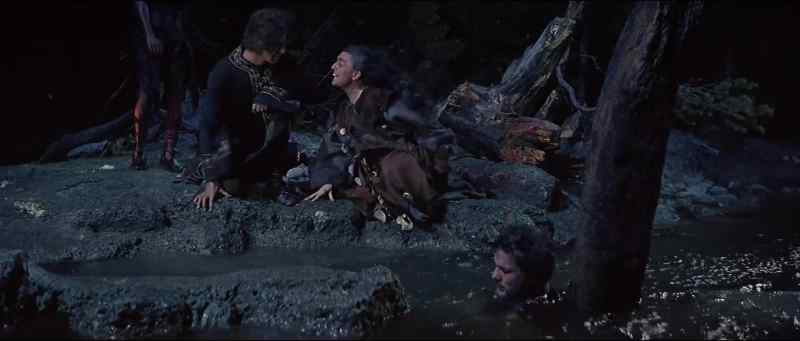 The north wind, it's turning back the tide. Cut him loose
