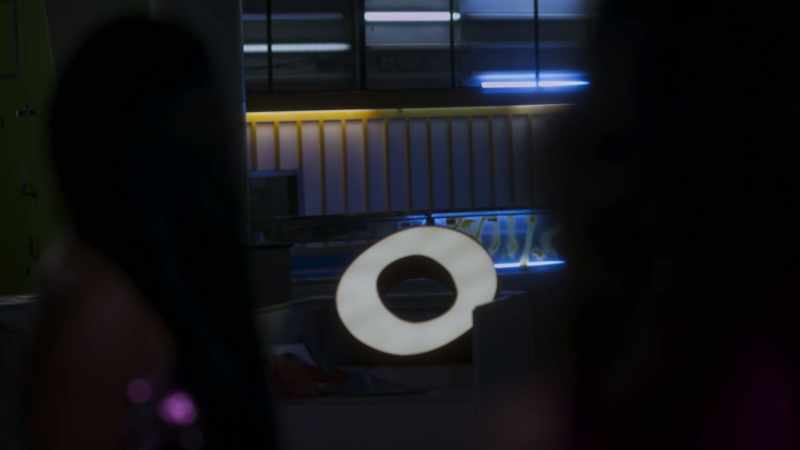The O from the downed Sbarro