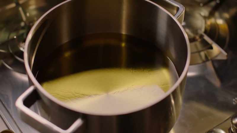 The oil's good and hot now