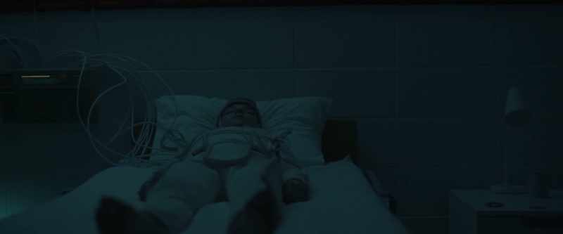 The patient can be awakened without difficulty