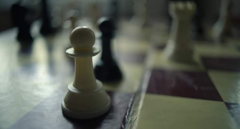 The pawns poor pawns