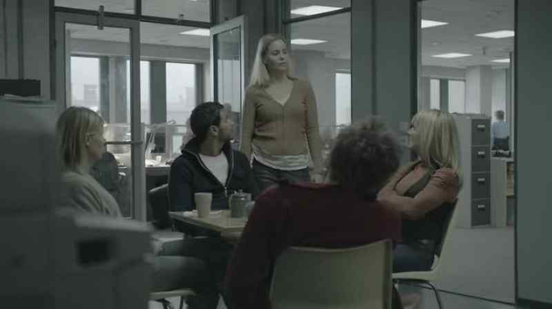 The perpetrator operates alone. It's risky to have a partner