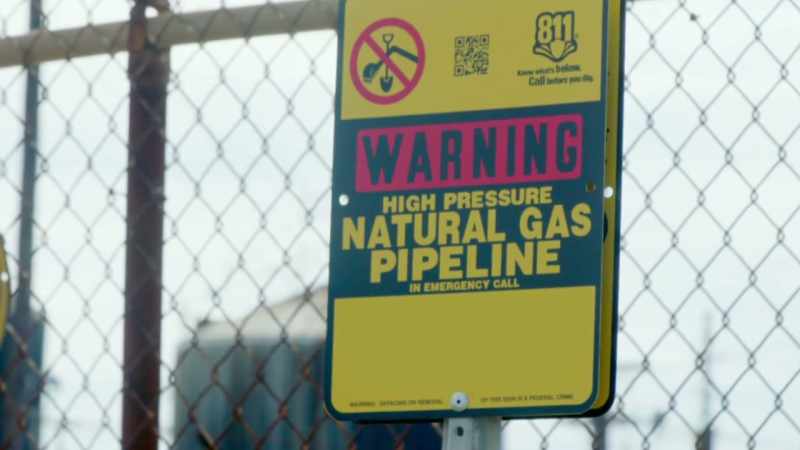 The pipelines are very well marked