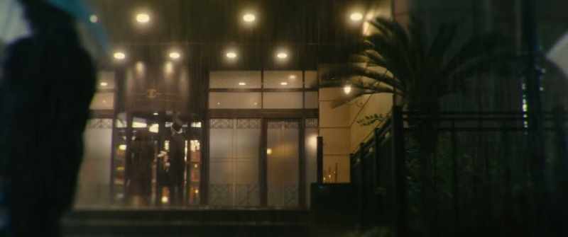The rain was pouring down. Very cold rain it was