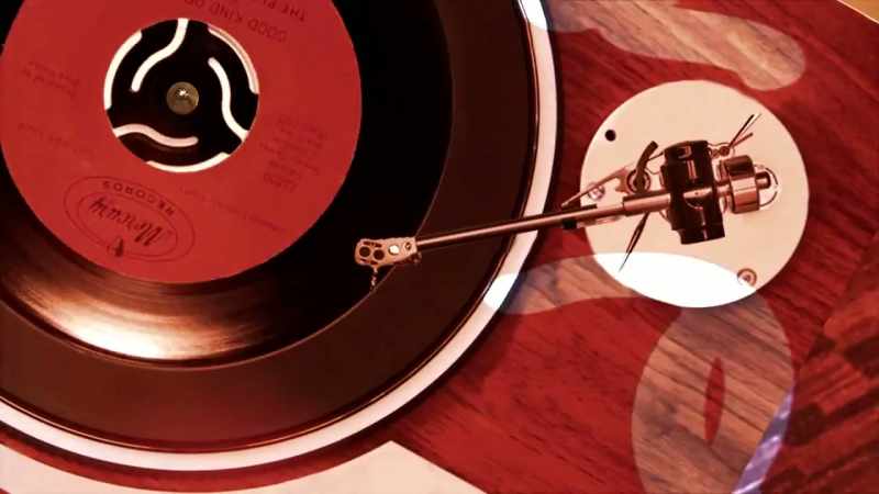 The record didn't do anything. You know, we never had a hit