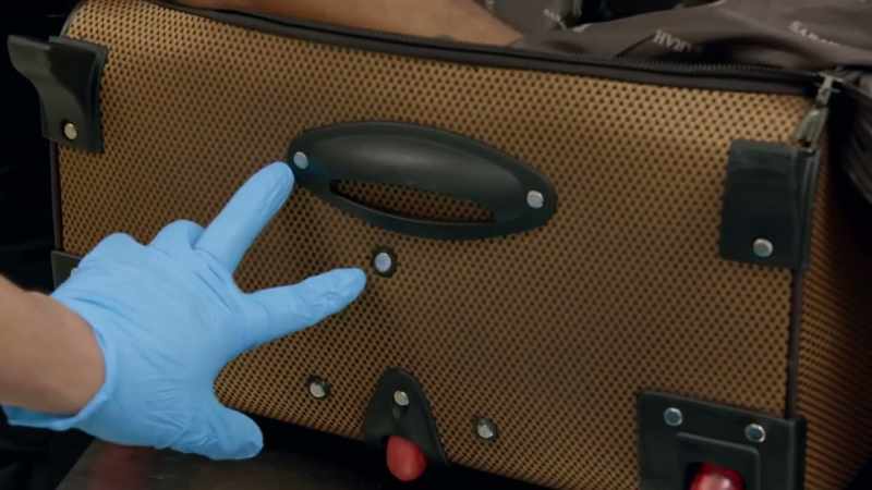 The rivets have been changed. These are factory rivets here