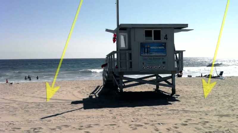 The sand gets direct sunlight