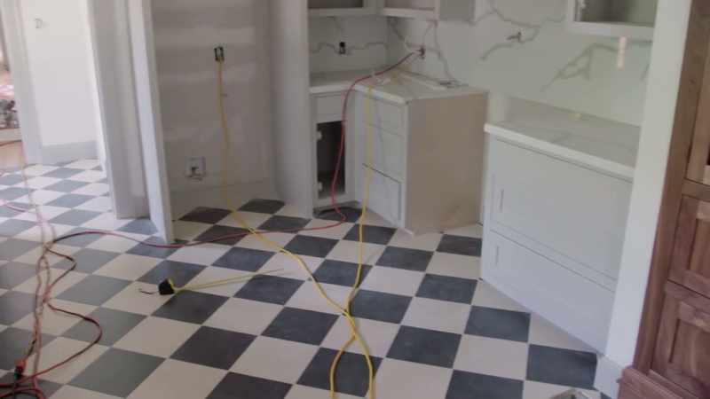 The secret for this kitchen is pairing it with warm