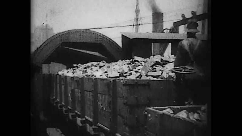 The steam engine, the daily press
