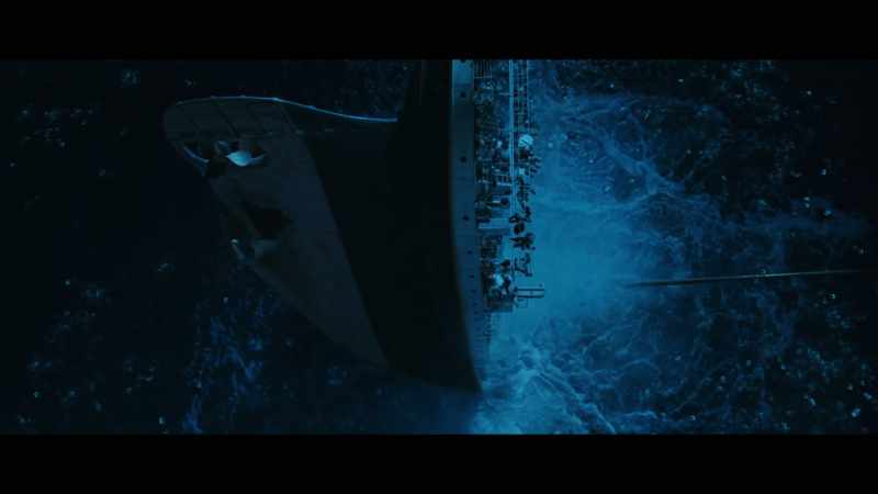 The stern going under vertically