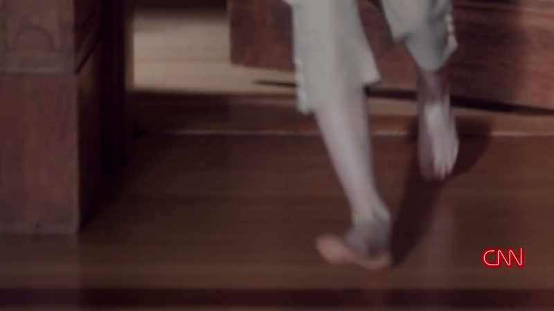 �� >> THE THIRD BORN, WILLIE, WHO