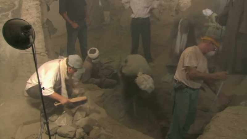 The tombs provide strong evidence