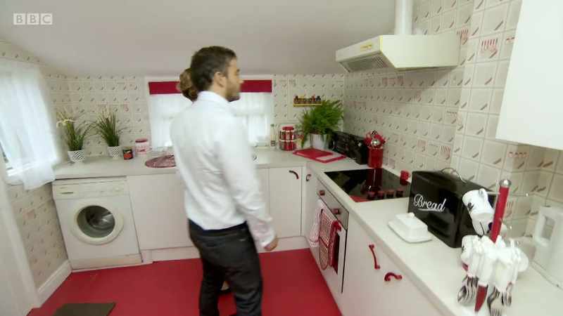 'The traditional cooker got an '80s update, too.'