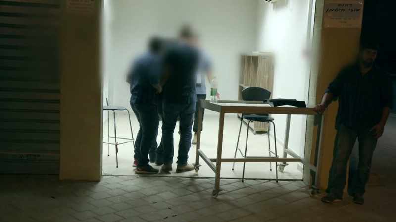 The undercover soldiers make their arrest