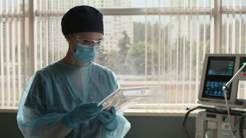 The virus has damaged your mother's lungs