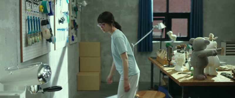 The walls are too thin to be soundproof