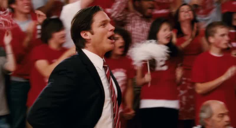 The way we play tonight is what we leave behindIt all comes down to right now It's up to usLet's go So what are we gonna beT E A M TeamGotta work it out turn it on