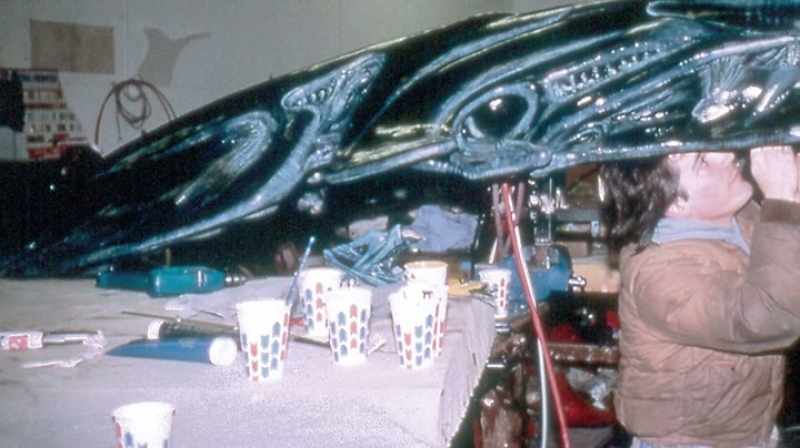Then in the queen alien head