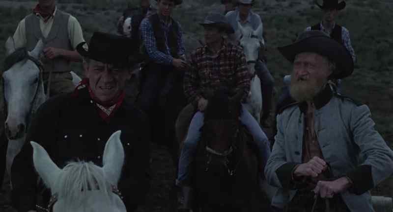There they are, Colonel. - Yeah