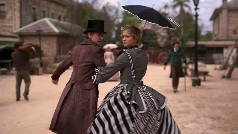There you are. - Lady Belle. Please let me escort you