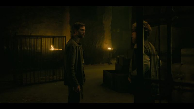 There are wolves here. - Yes