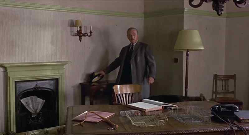 There were pictures on the wall. Where have they gone?