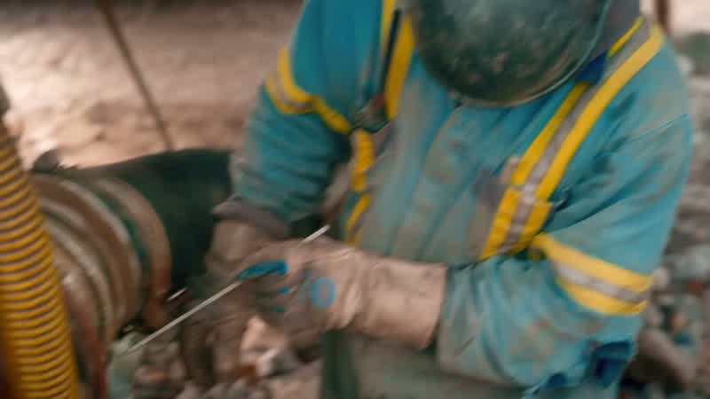 There, that little guy will keep our handle from coming off