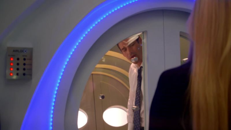 There's no air lock controls in here